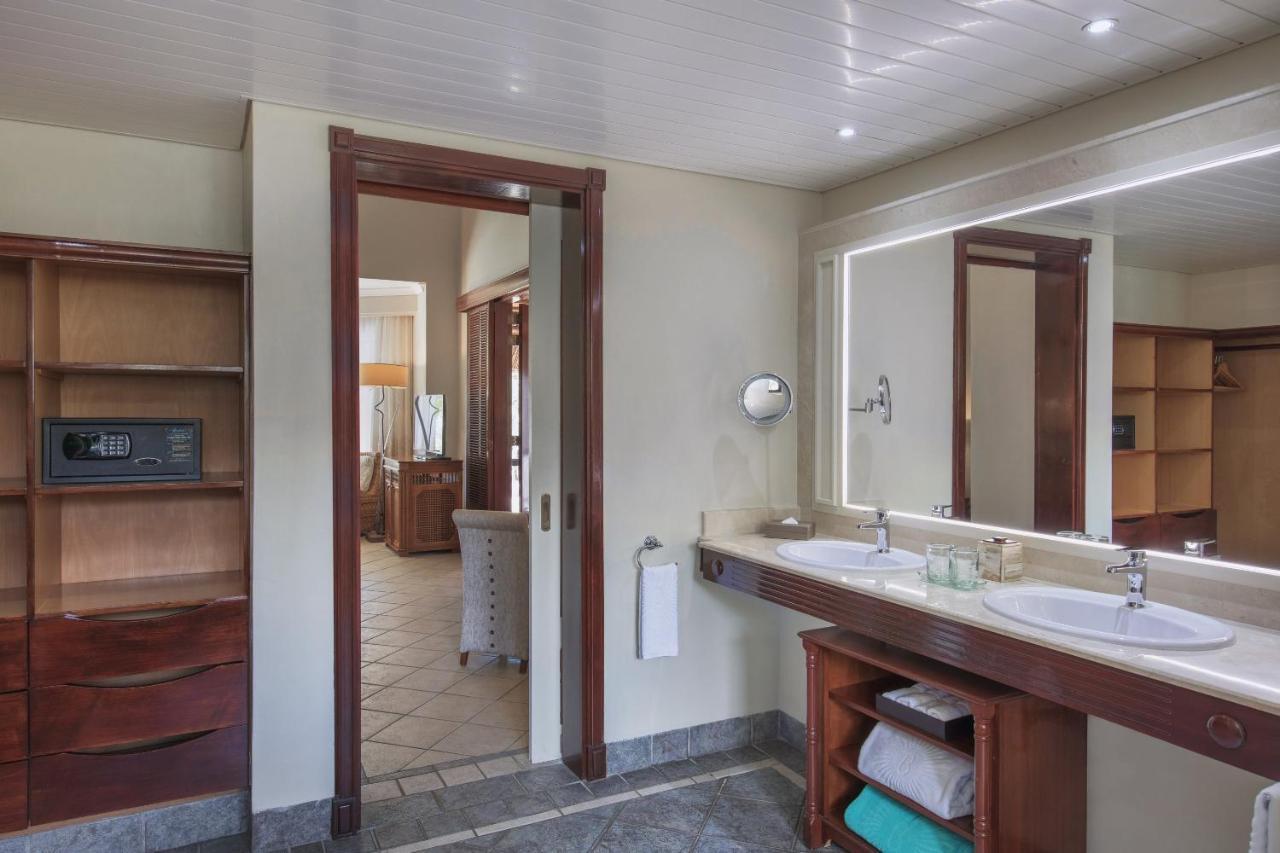 Junior Suite Beachfront